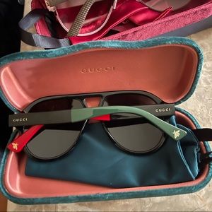Gucci Authentic Aviator Sunglasses they are unisex